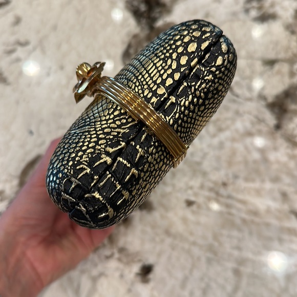 Gorgeous ladies vintage Sharmark Las Vegas clutch purse evening bag with strap! - Picture 4 of 11